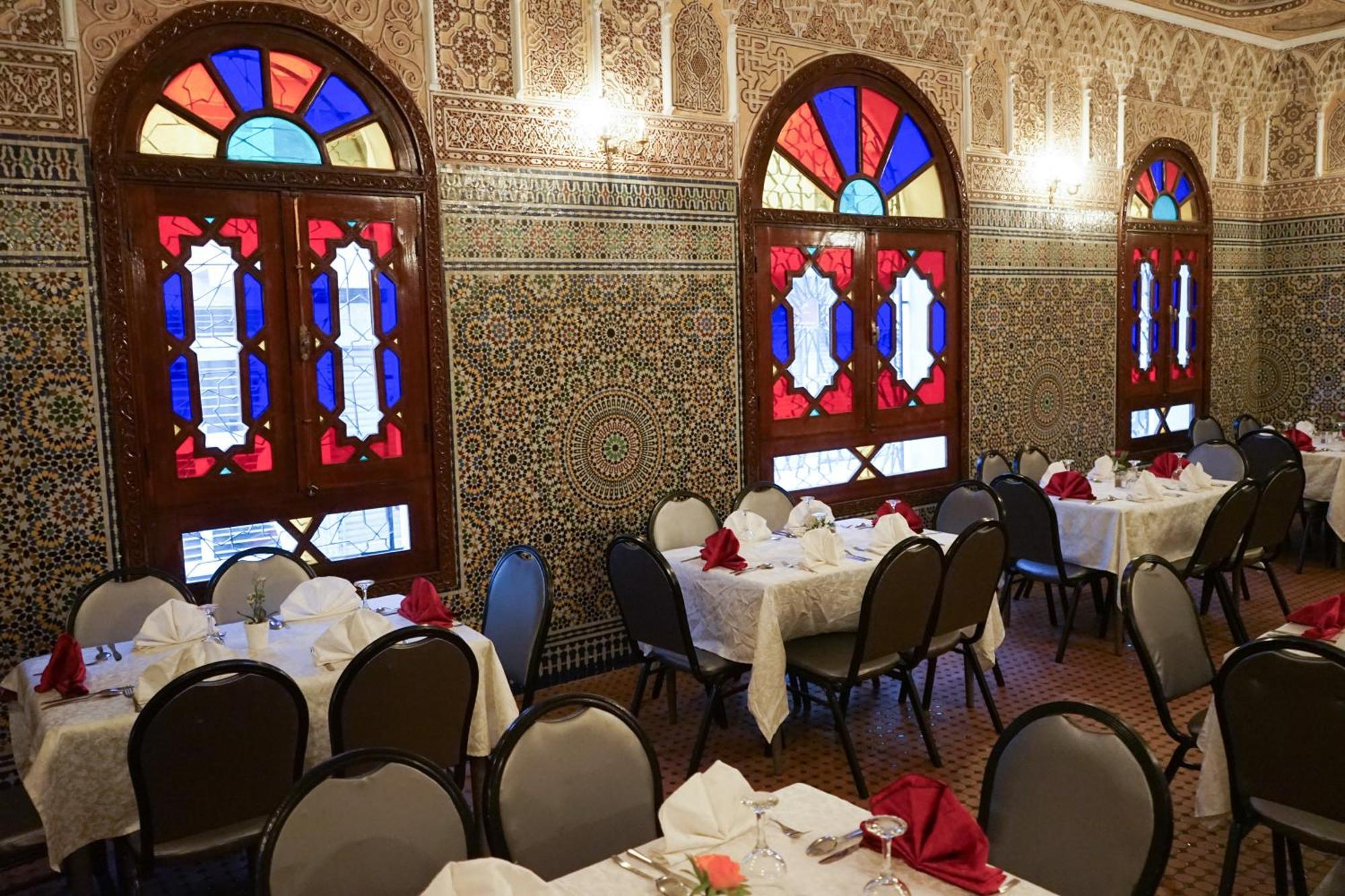 Hotel Nouzha Фес Екстериор снимка