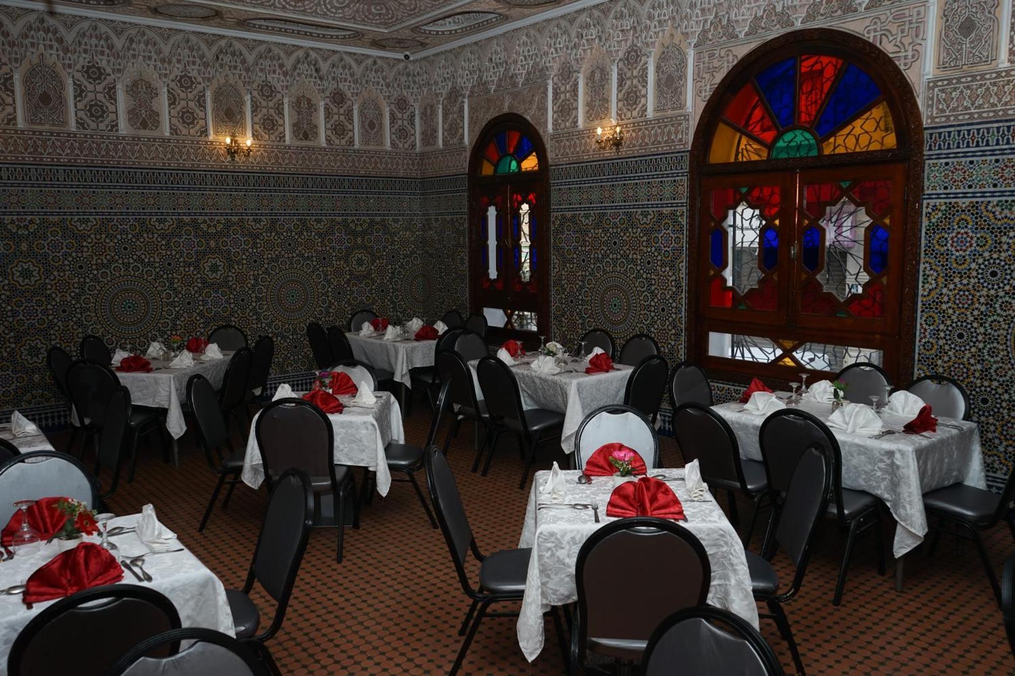 Hotel Nouzha Фес Екстериор снимка