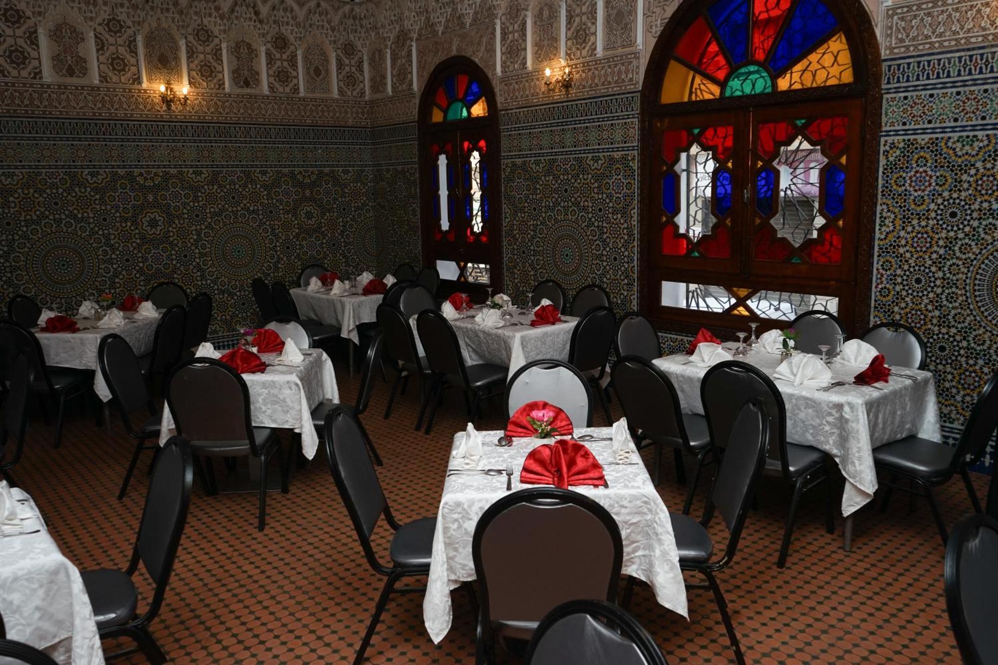 Hotel Nouzha Фес Екстериор снимка