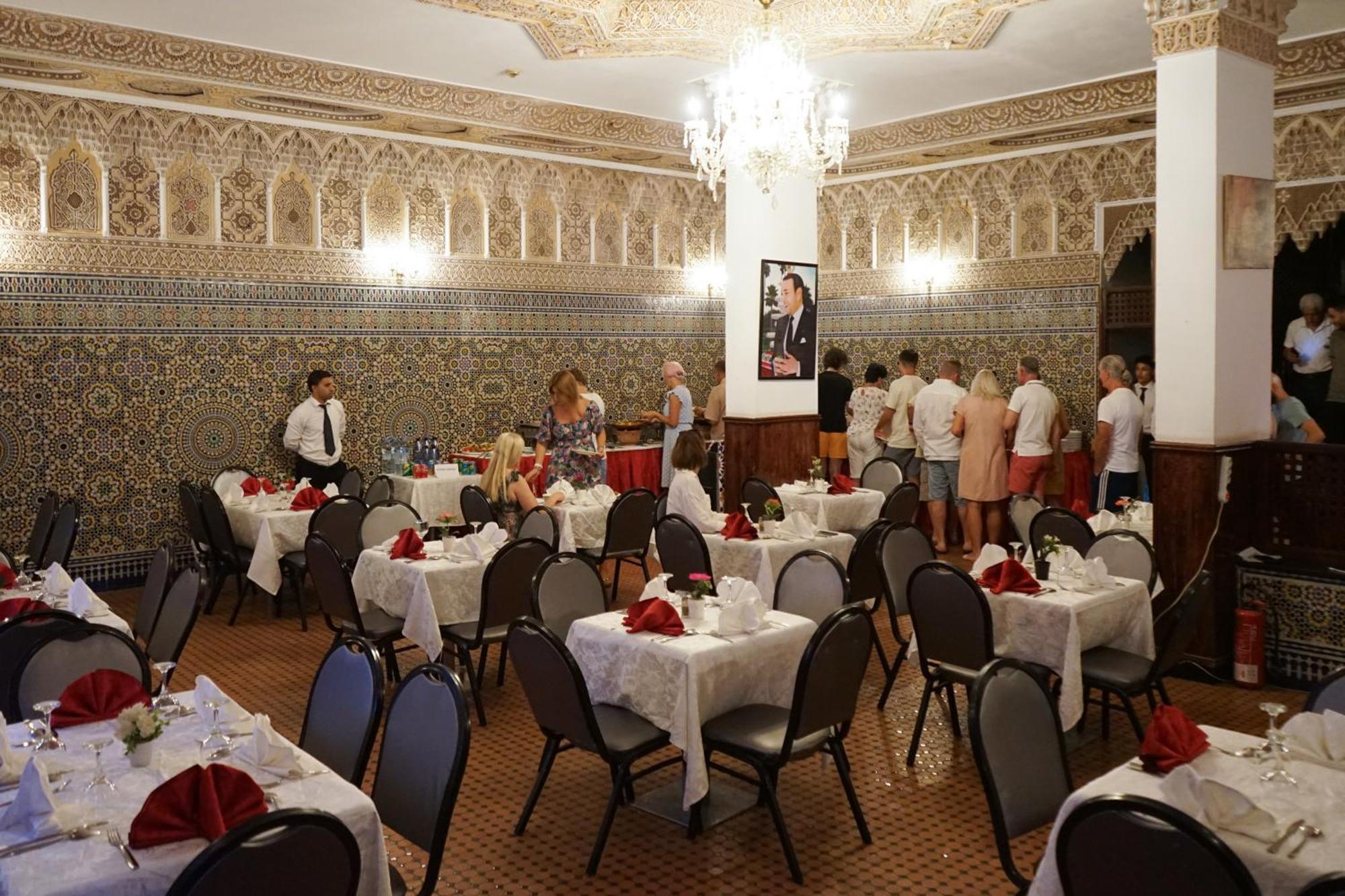 Hotel Nouzha Фес Екстериор снимка