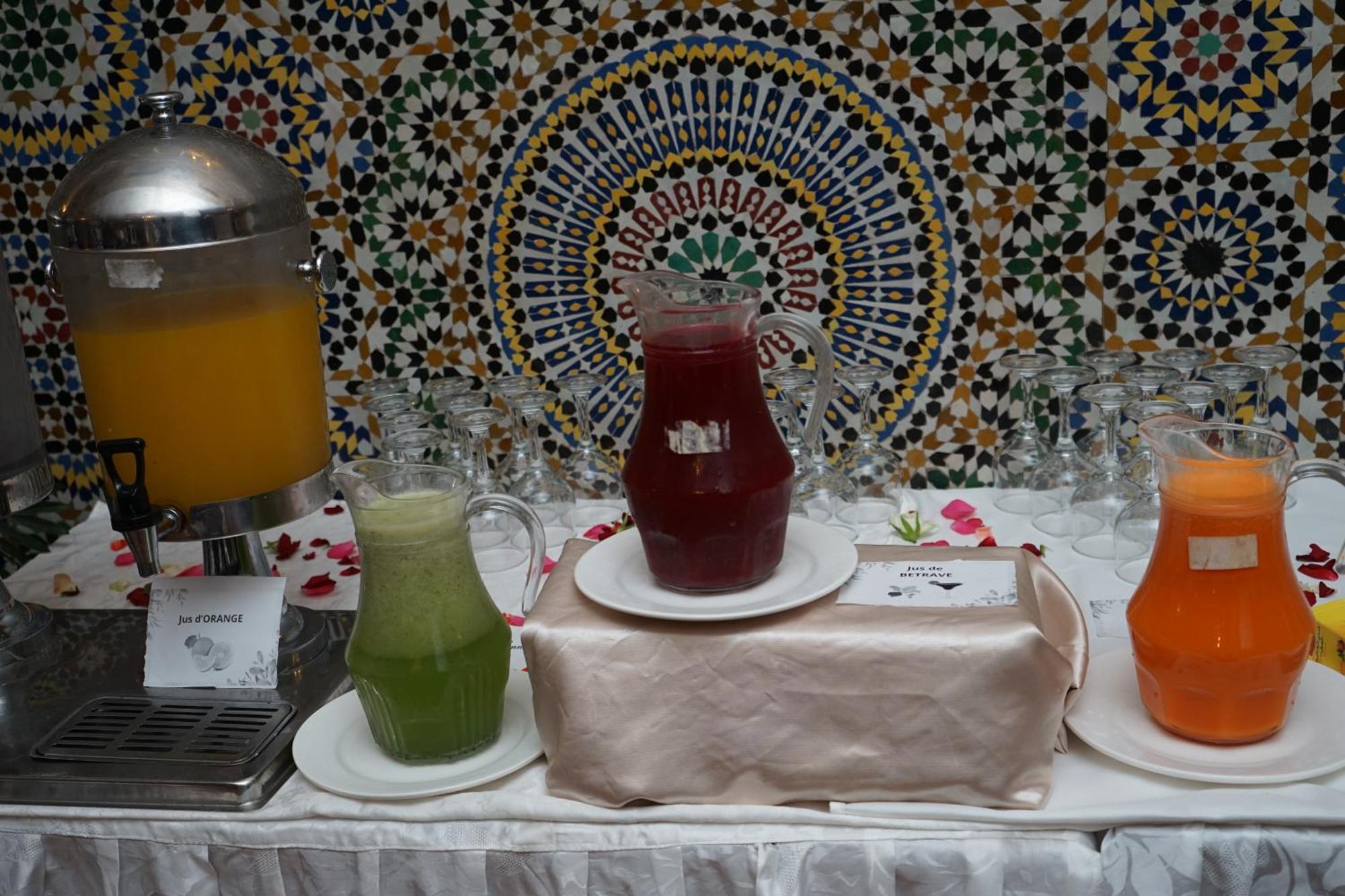 Hotel Nouzha Фес Екстериор снимка
