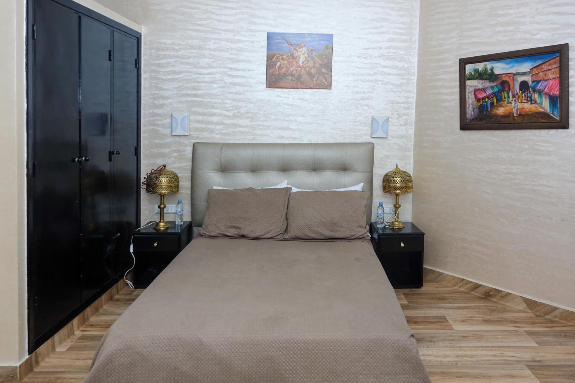 Hotel Nouzha Фес Екстериор снимка