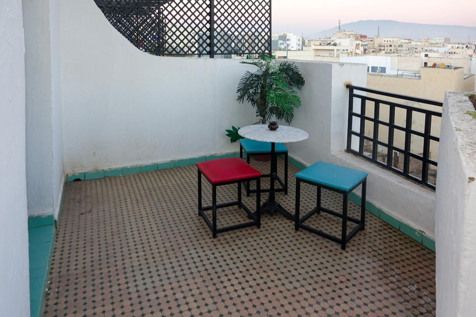 Hotel Nouzha Фес Екстериор снимка